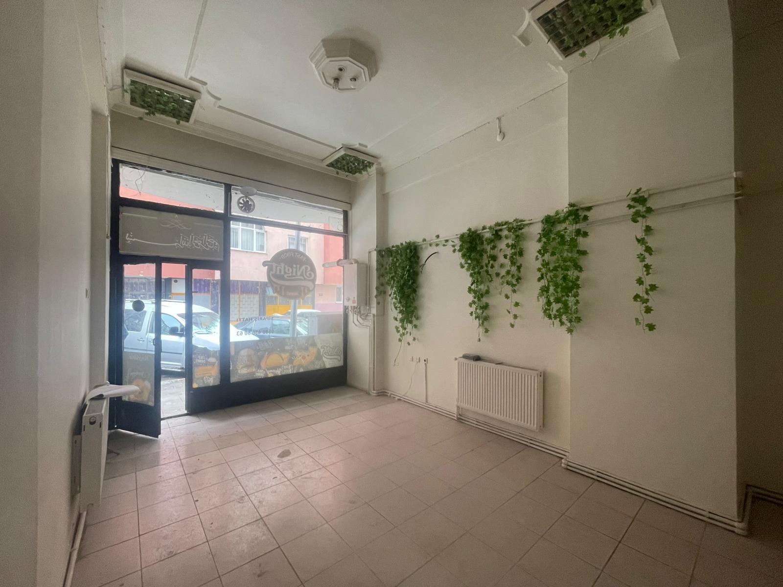 LALAPAŞA'DA SATILIK DÜKKAN